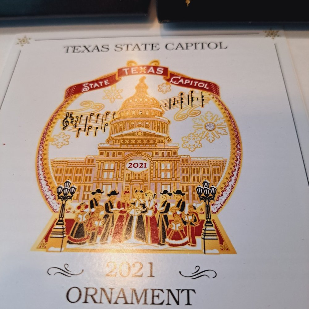 New 2021 Texas State Capitol Brass Christmas Ornament Victorian Carolers - Picture 4 of 6